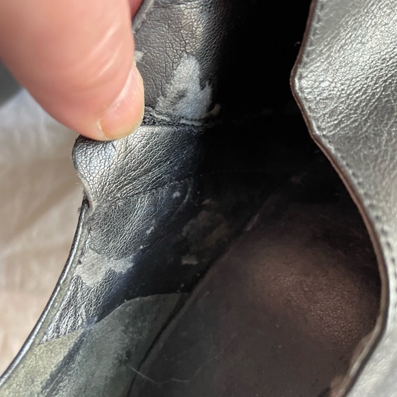 Cole Haan Black Leather Heels Size 7B - Picture 6 of 7